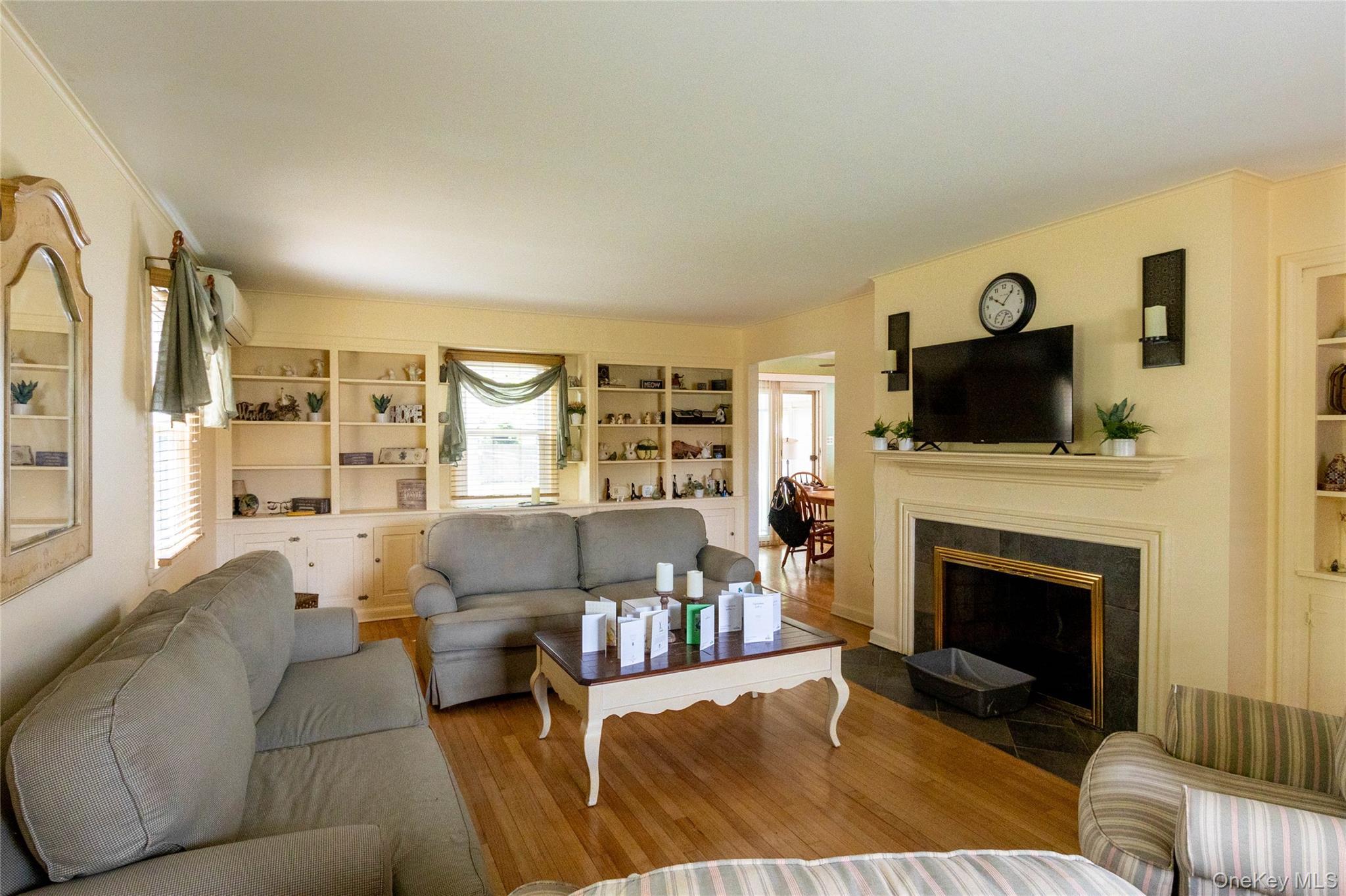 Single Family Sunset Road Suffolk County, NY 11706, MLS-994219-14