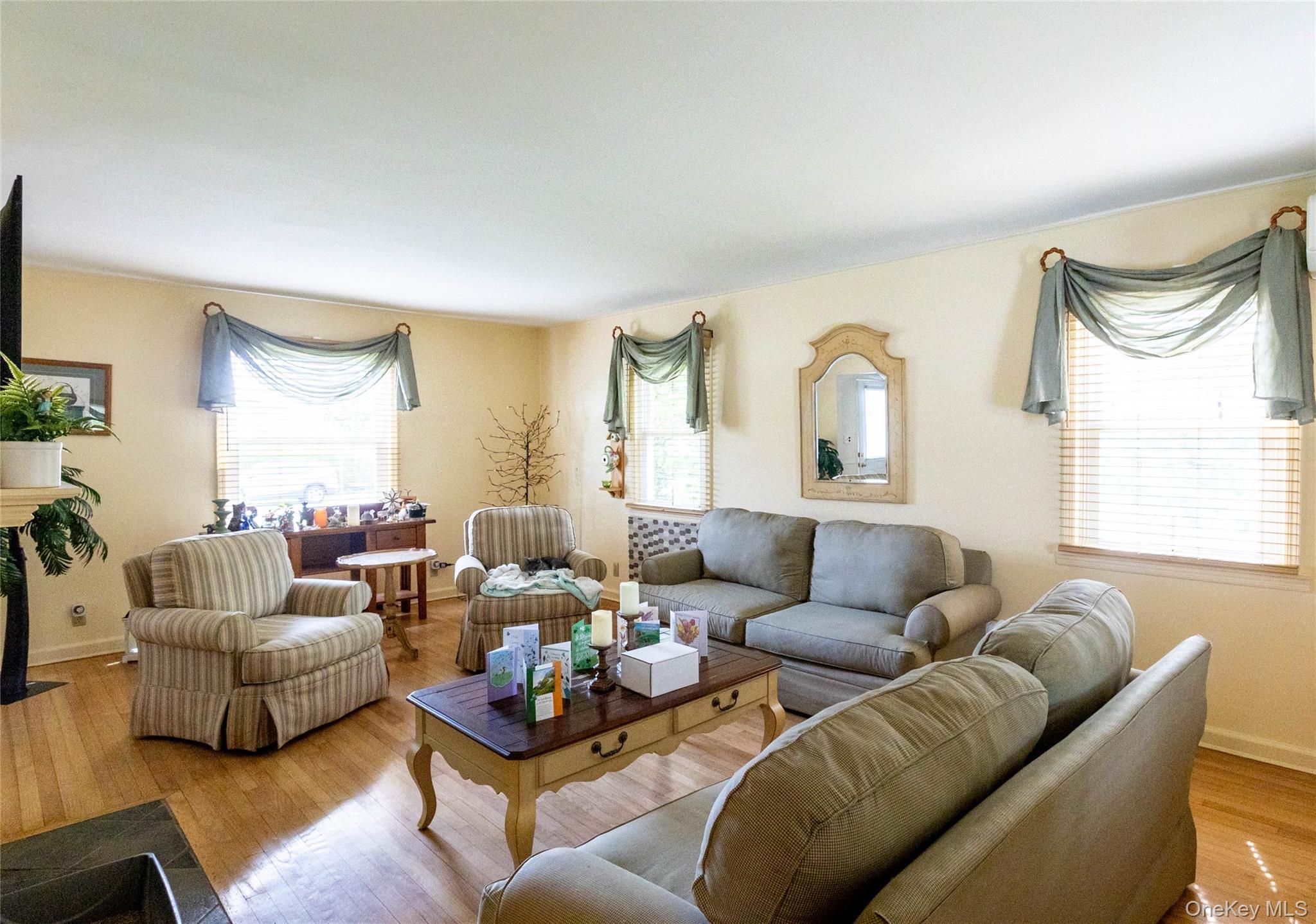 Single Family Sunset Road Suffolk County, NY 11706, MLS-994219-15