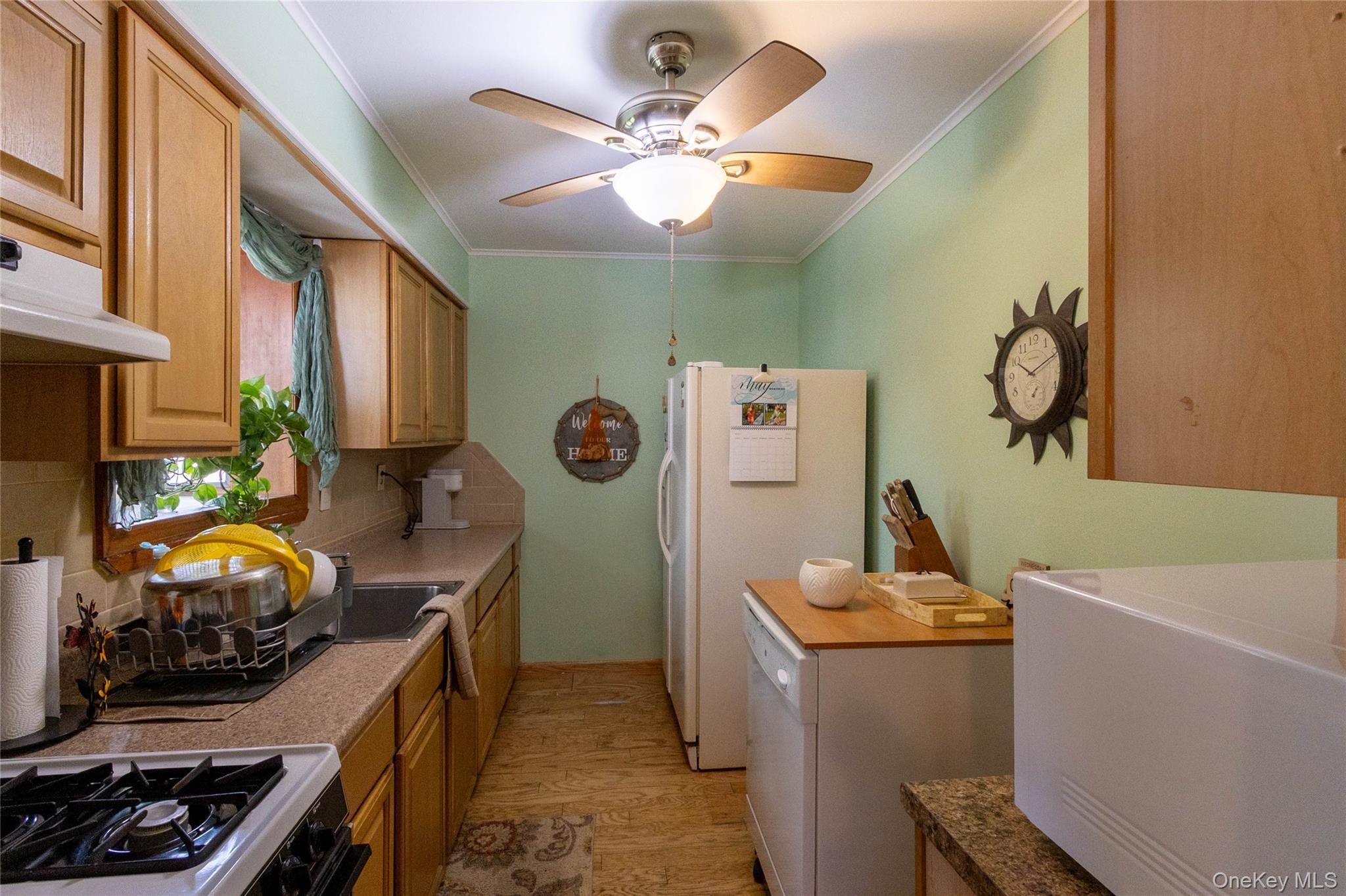 Single Family Sunset Road Suffolk County, NY 11706, MLS-994219-19