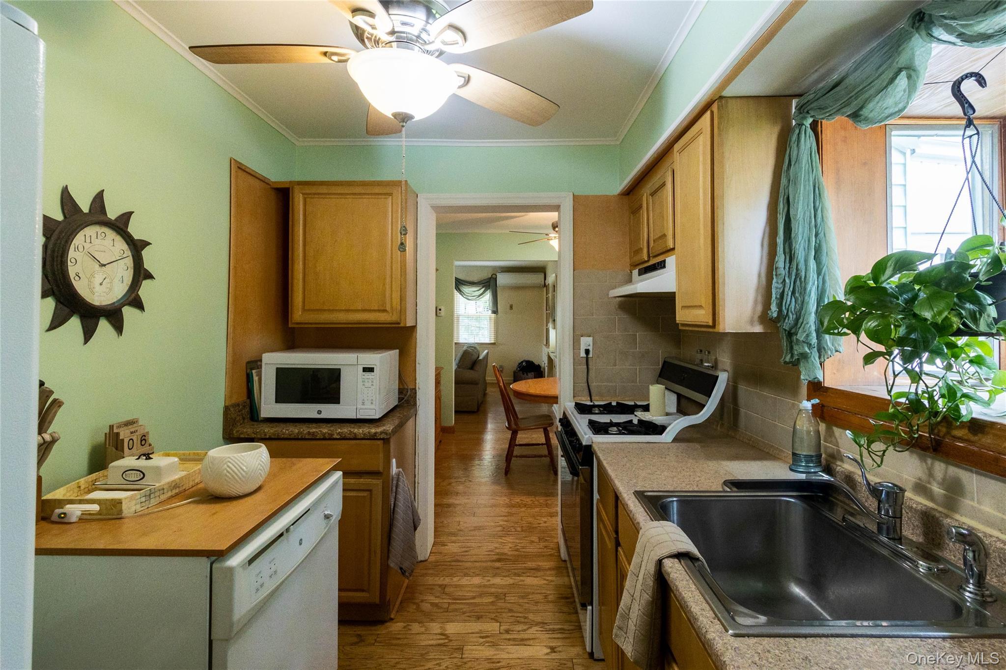 Single Family Sunset Road Suffolk County, NY 11706, MLS-994219-20