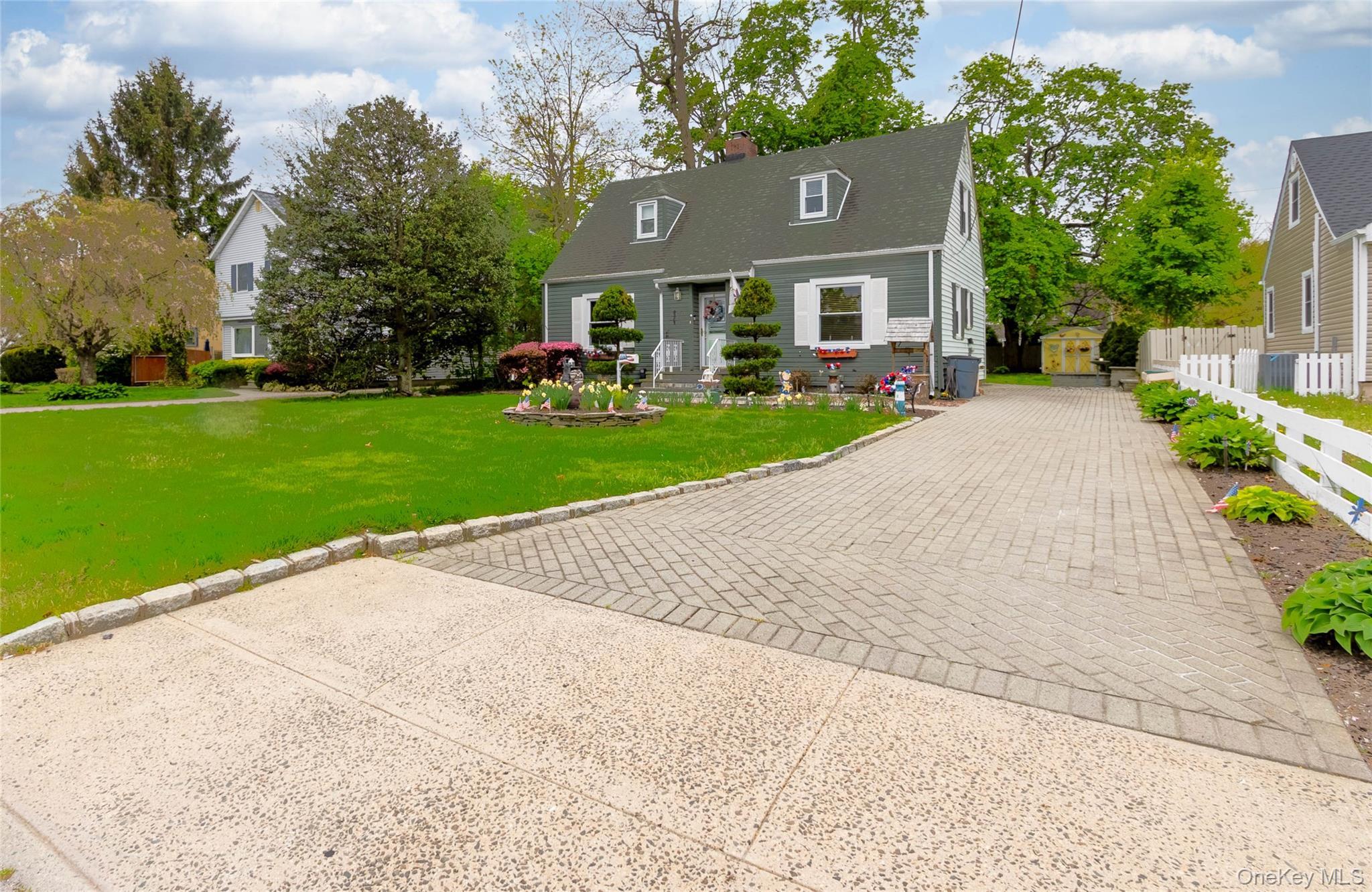 Single Family Sunset Road Suffolk County, NY 11706, MLS-994219-3