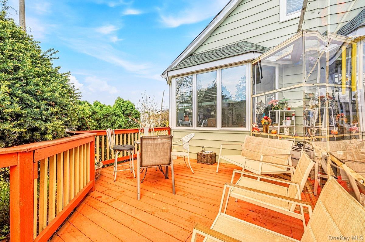 Single Family Nottingham Avenue Nassau County, NY 11580, MLS-994224-10
