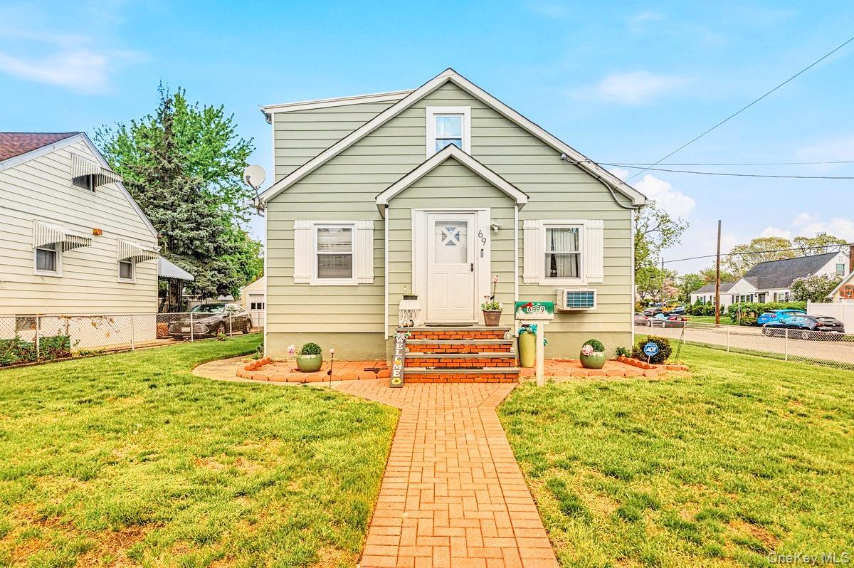 Single Family Nottingham Avenue Nassau County, NY 11580, MLS-994224-3