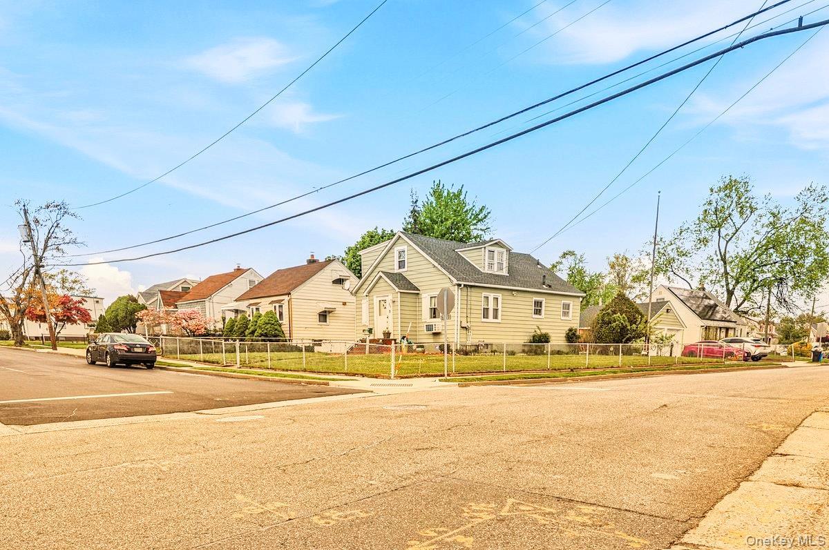 Single Family Nottingham Avenue Nassau County, NY 11580, MLS-994224-5