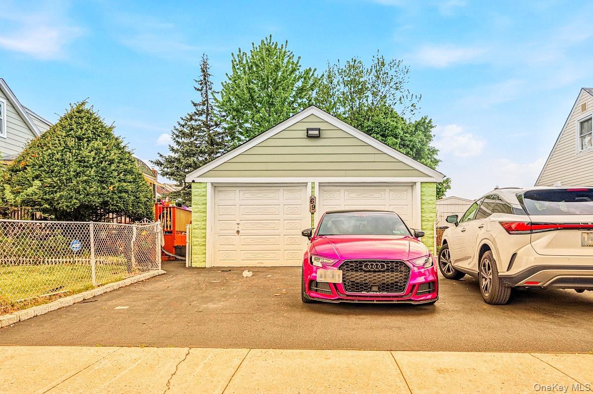 Single Family Nottingham Avenue Nassau County, NY 11580, MLS-994224-7