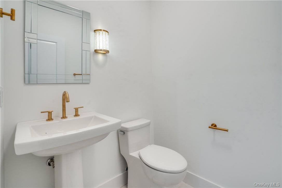 Single Family Cameron Way Dutchess County, NY 12533, MLS-994238-12