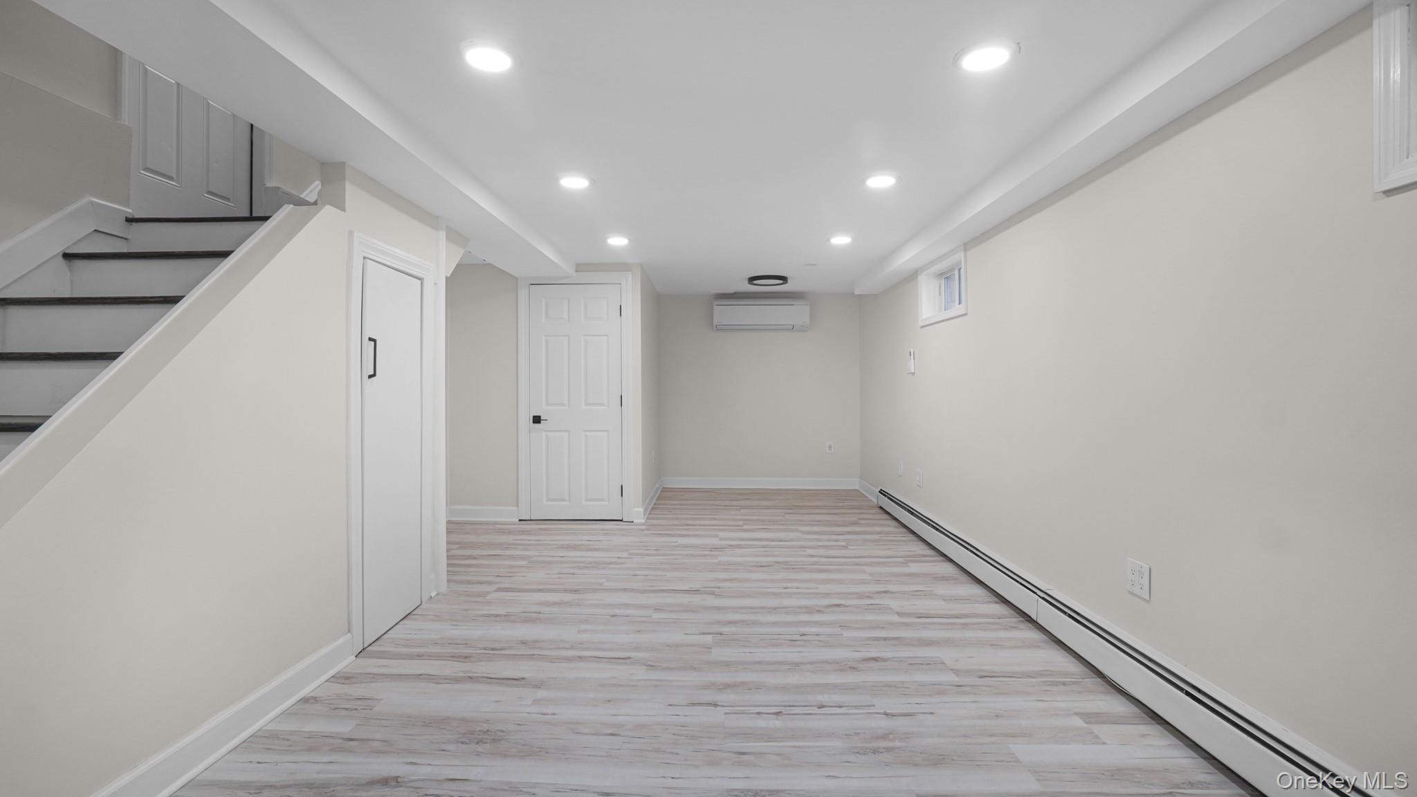 Single Family 201st  Queens, NY 11423, MLS-994251-12