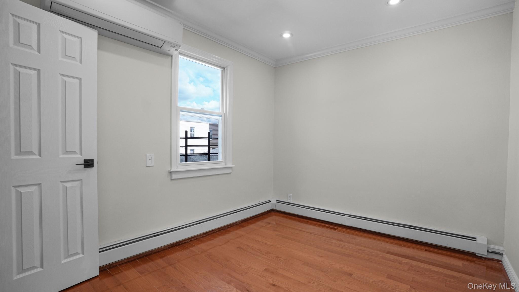 Single Family 201st  Queens, NY 11423, MLS-994251-19
