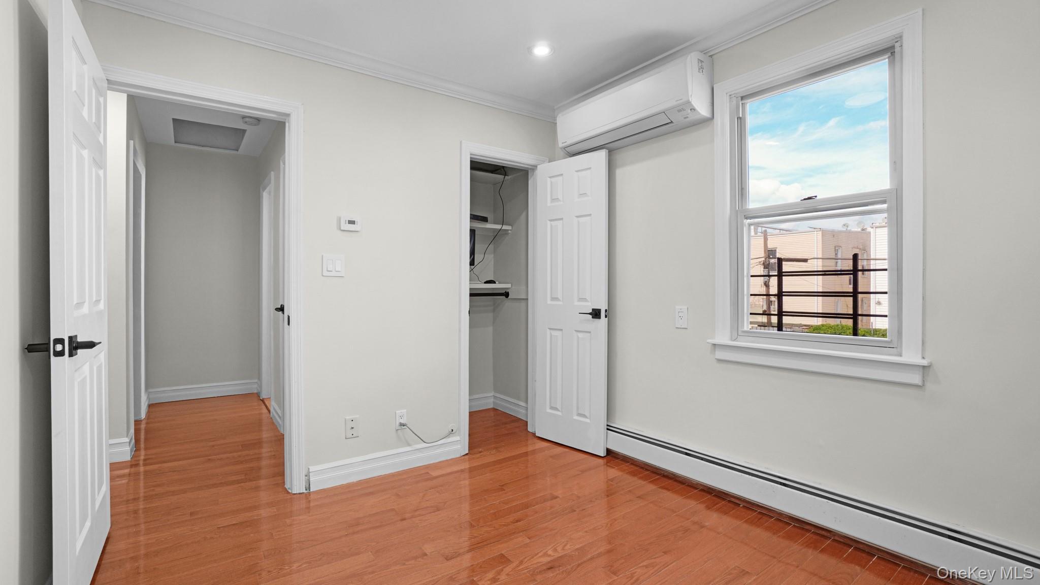 Single Family 201st  Queens, NY 11423, MLS-994251-20