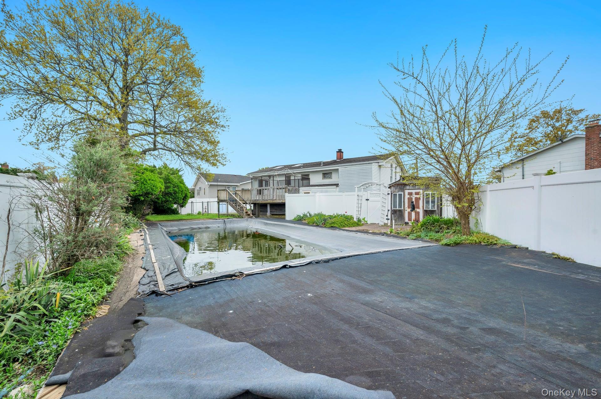 Single Family Nelson  Nassau County, NY 11783, MLS-994360-6