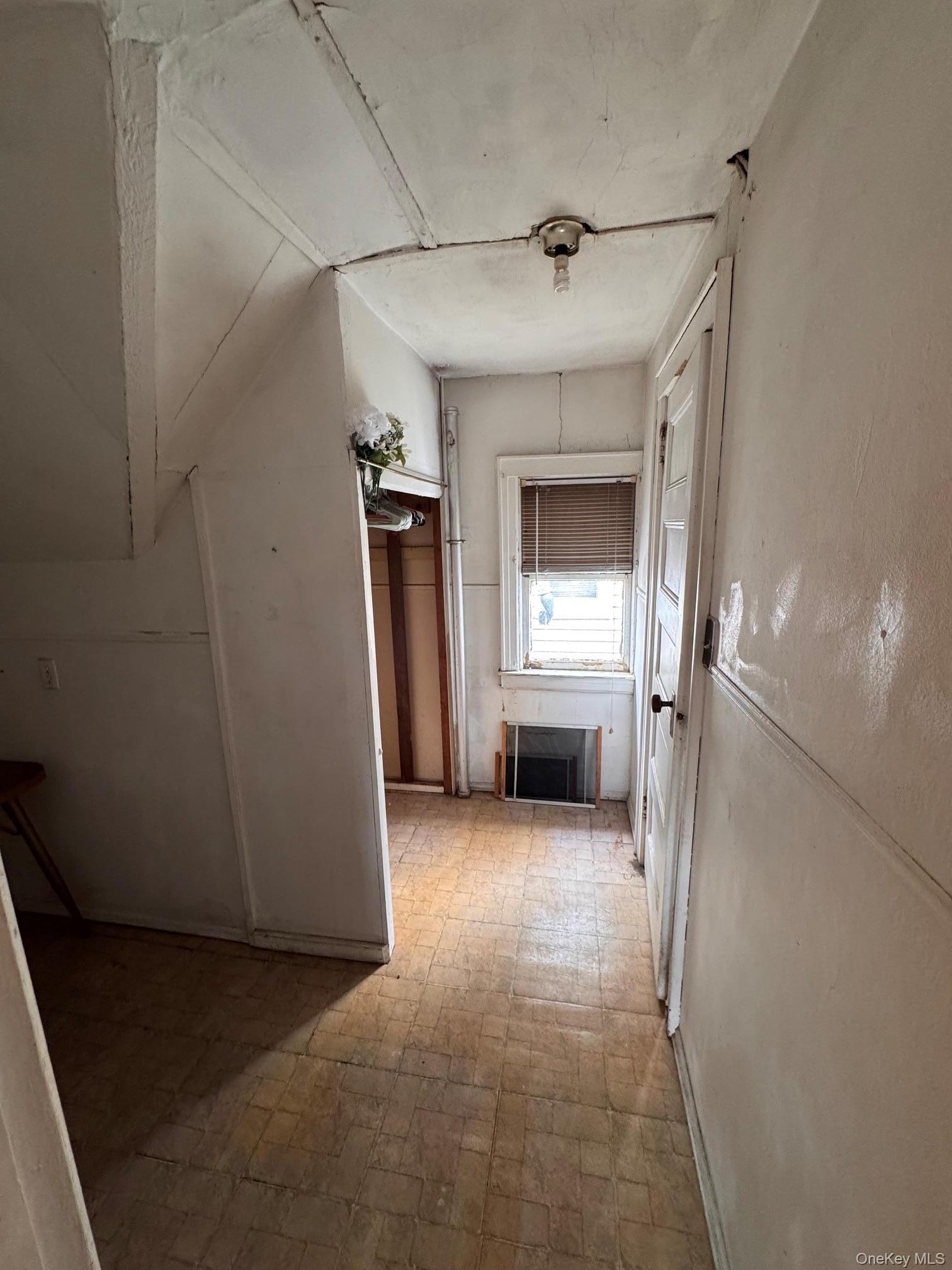 Single Family 87th  Queens, NY 11421, MLS-994365-23