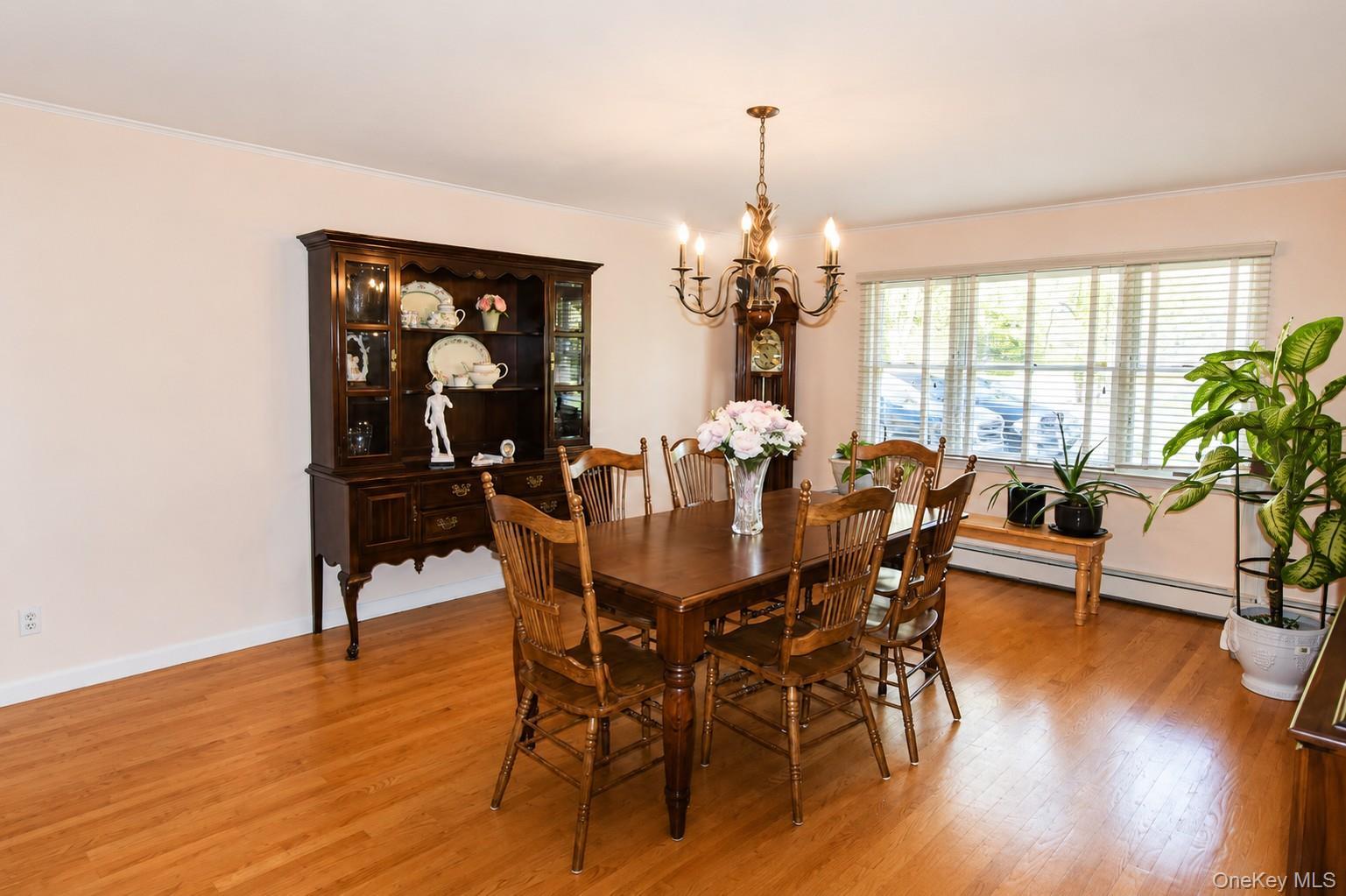 Single Family Stillwood Suffolk County, NY 11719, MLS-994383-10