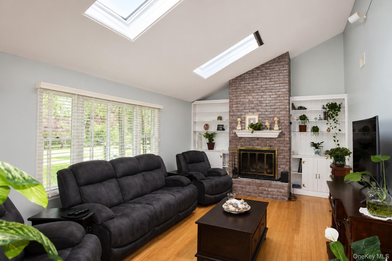 Single Family Stillwood Suffolk County, NY 11719, MLS-994383-7