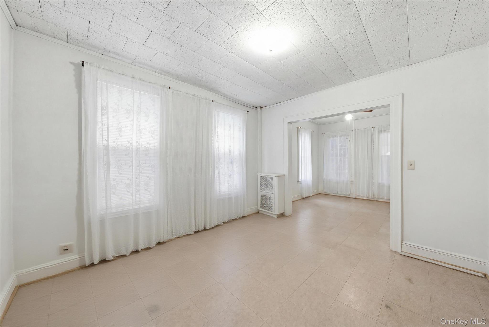 Single Family 74th Queens, NY 11379, MLS-994469-9