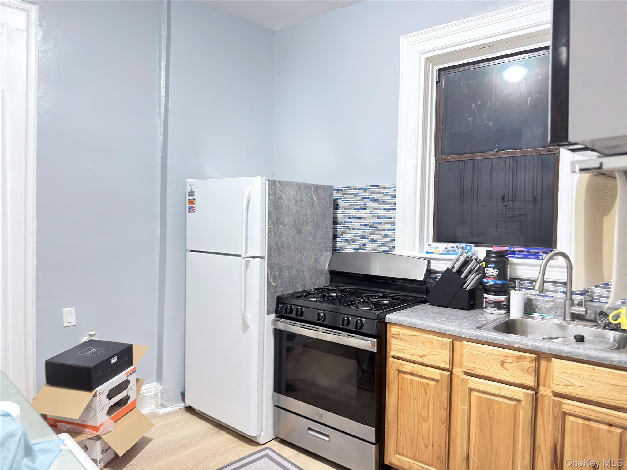 Commercial Sale Ridgewood Ave  Brooklyn, NY 11208, MLS-994482-4