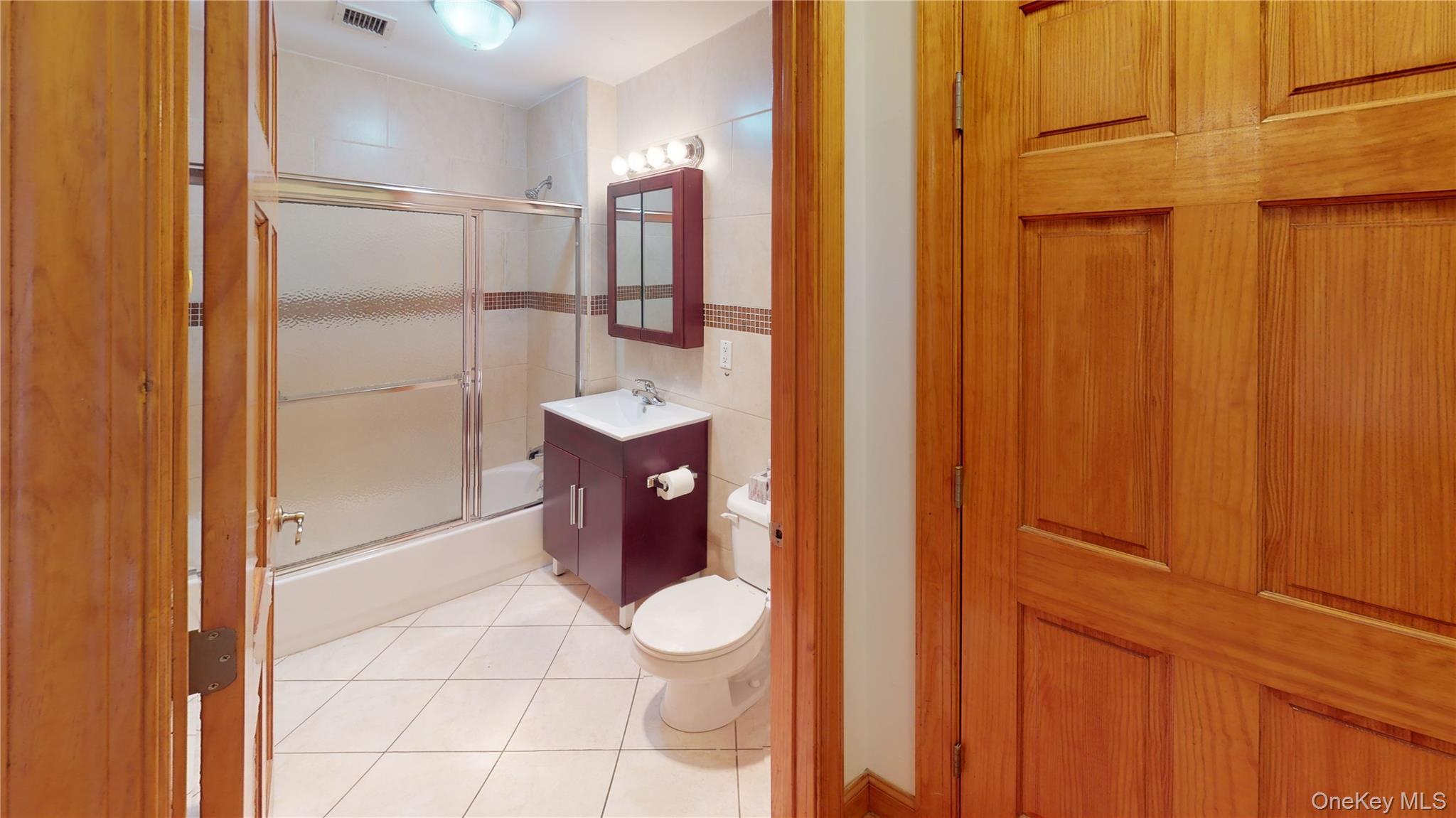Apartment 143rd  Queens, NY 11435, MLS-994500-14