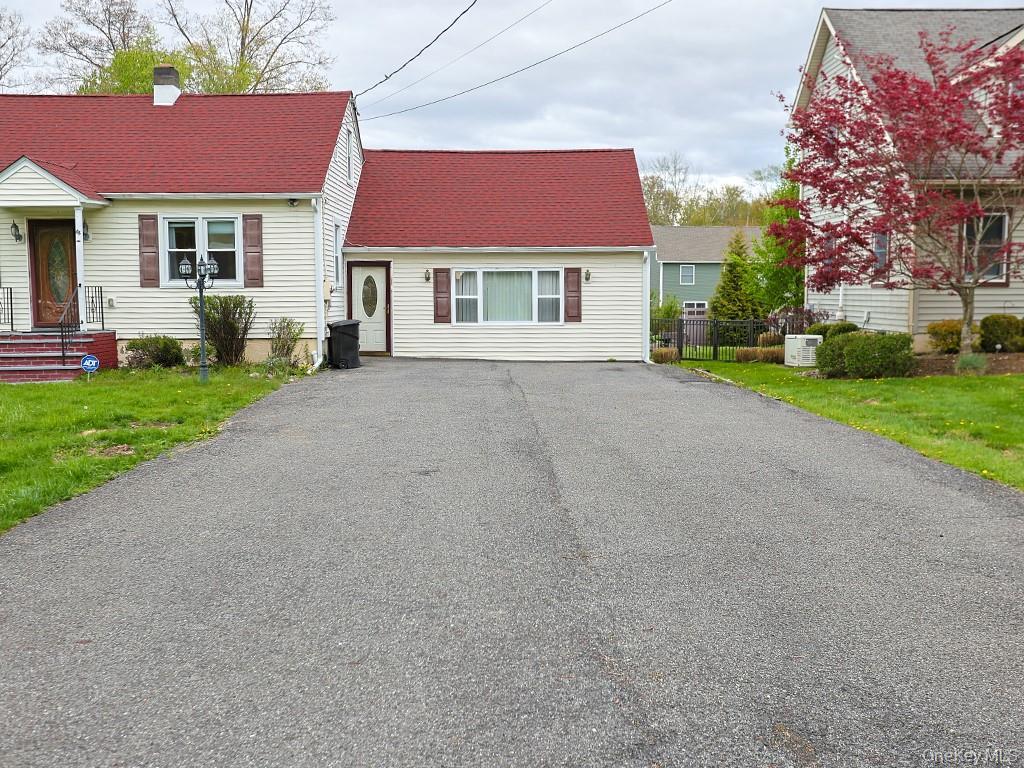 Single Family Weaver Street Orange County, NY 12549, MLS-994511-32