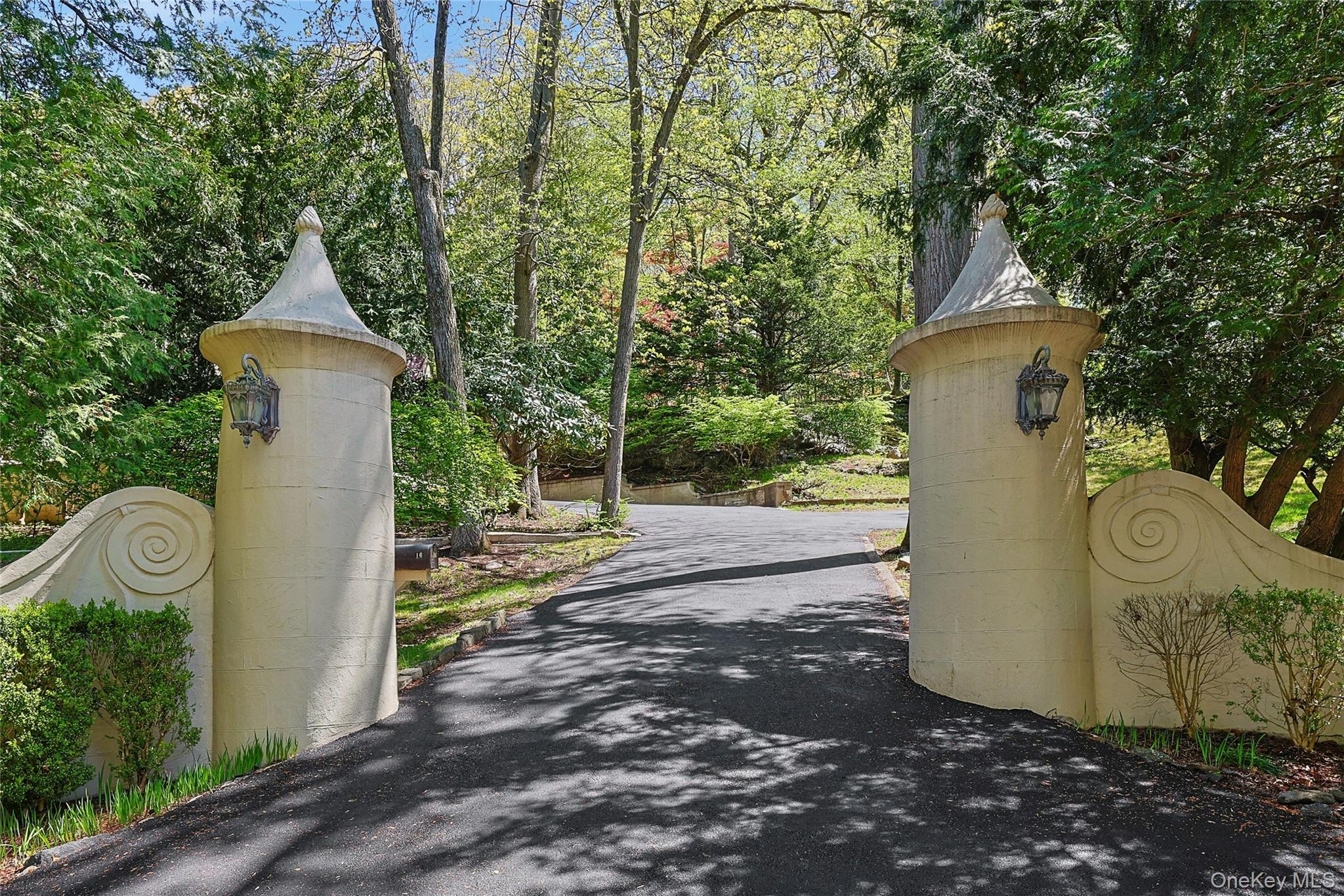 Single Family Lewis Road  Westchester County, NY 10533, MLS-994571-7