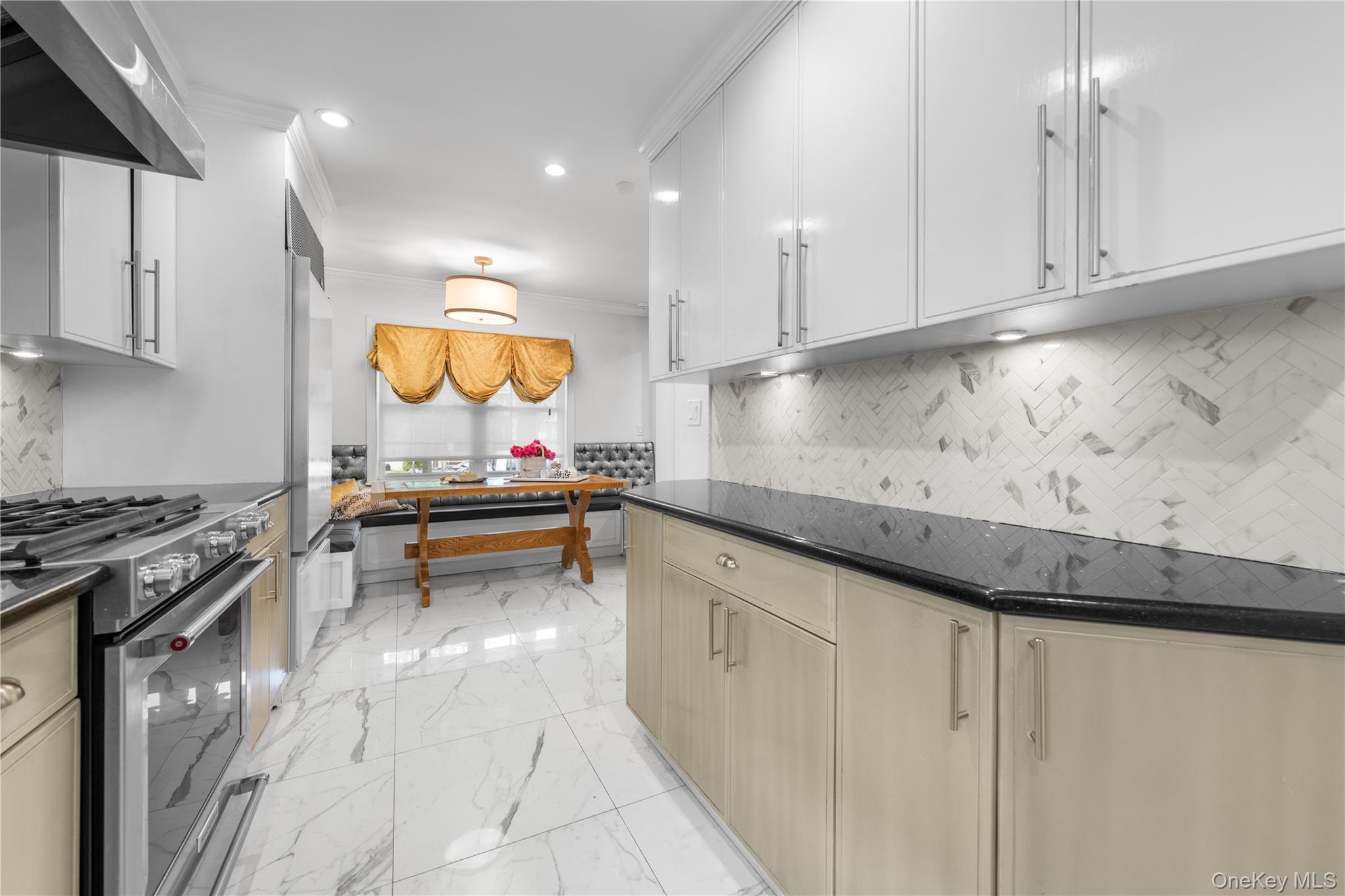 Single Family 250th Street Queens, NY 11426, MLS-994578-5