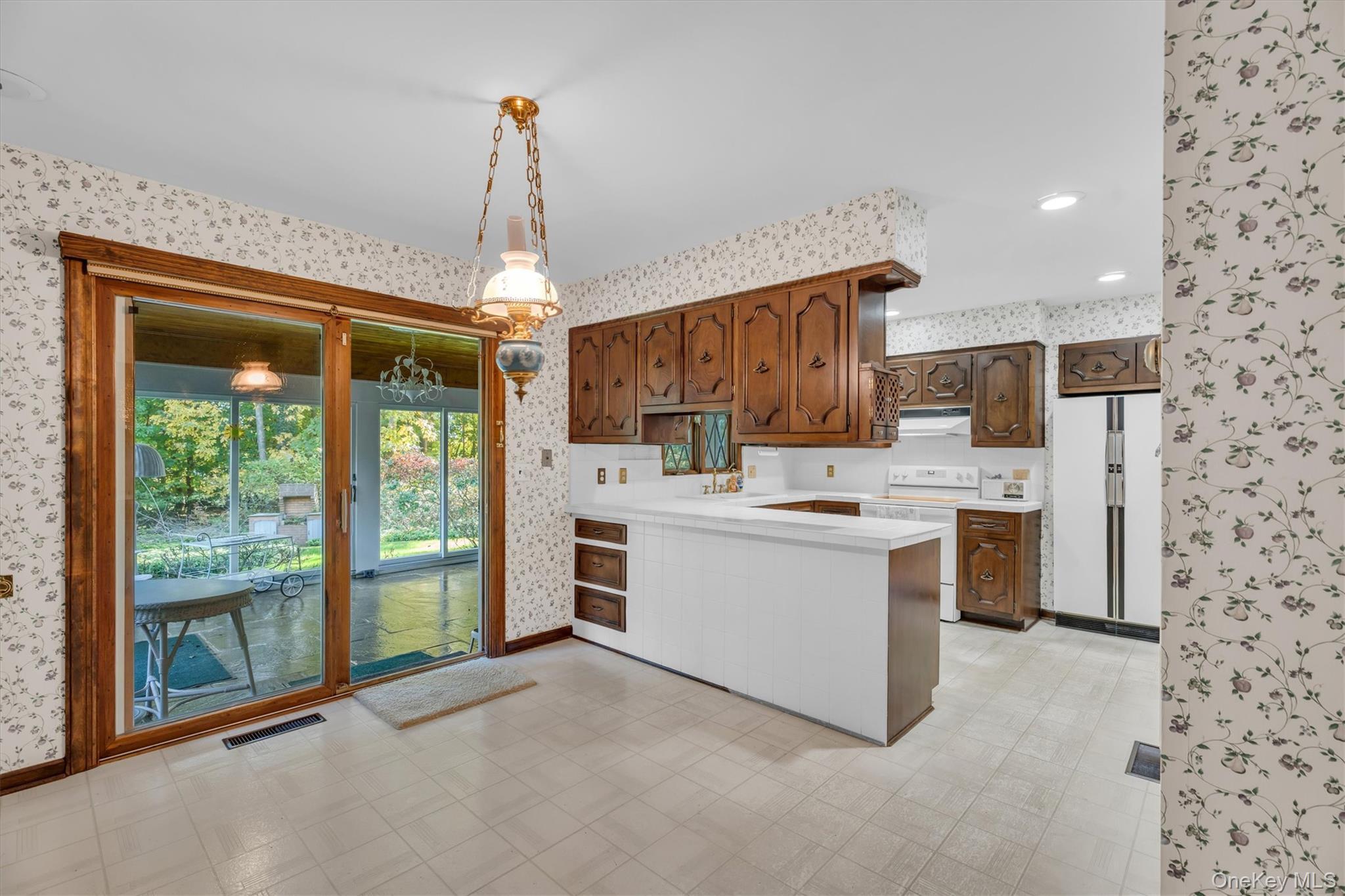 Single Family Old Field Road Suffolk County, NY 11733, MLS-994584-7