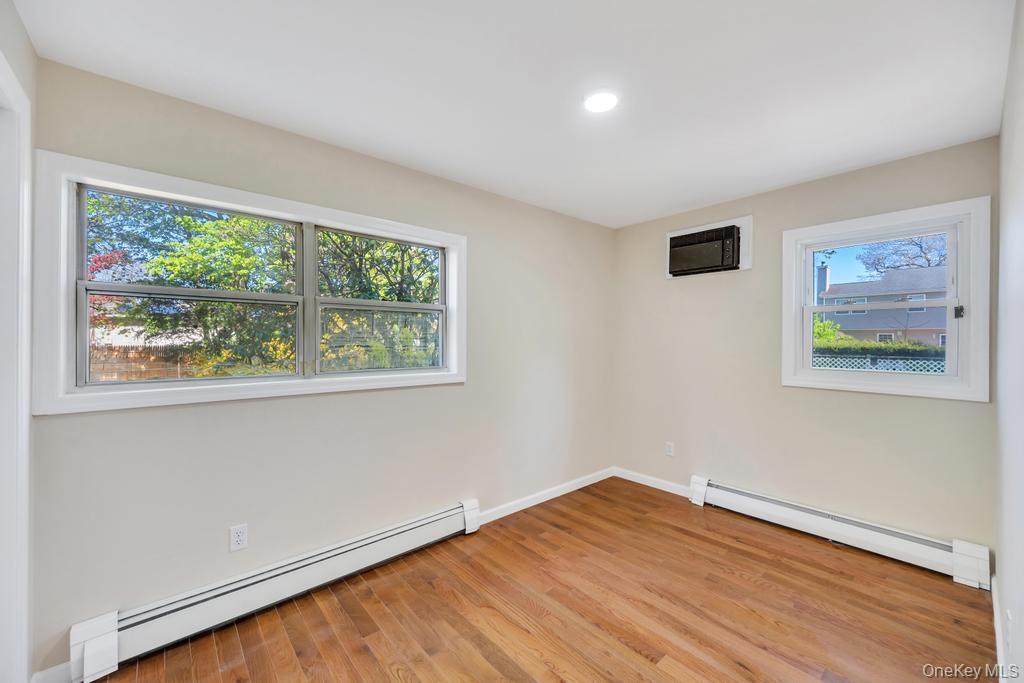 Single Family Spar Drive  Suffolk County, NY 11951, MLS-994614-17