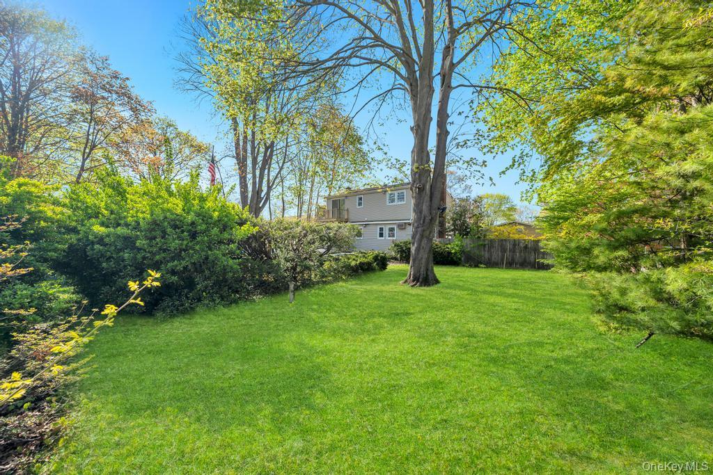 Single Family Spar Drive  Suffolk County, NY 11951, MLS-994614-22