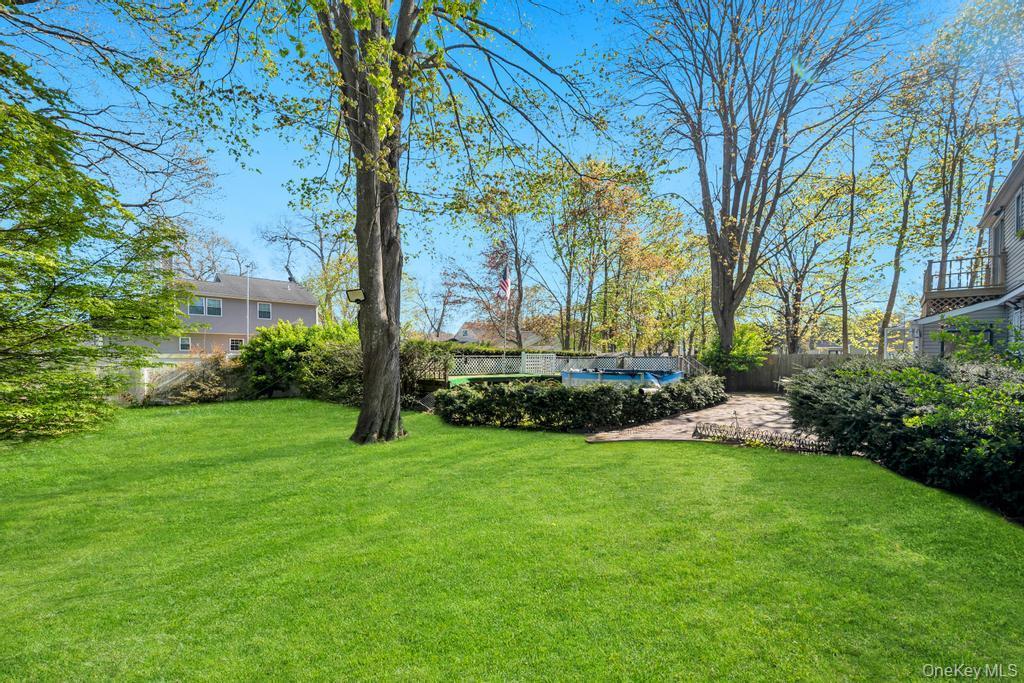 Single Family Spar Drive  Suffolk County, NY 11951, MLS-994614-23