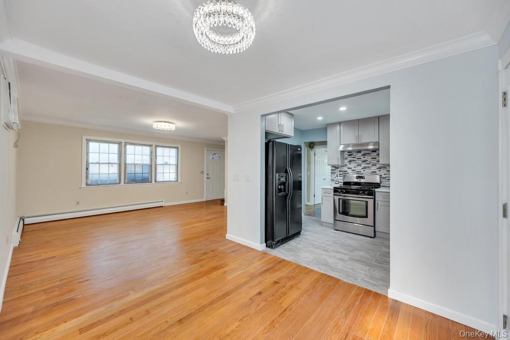 Single Family Spar Drive  Suffolk County, NY 11951, MLS-994614-7