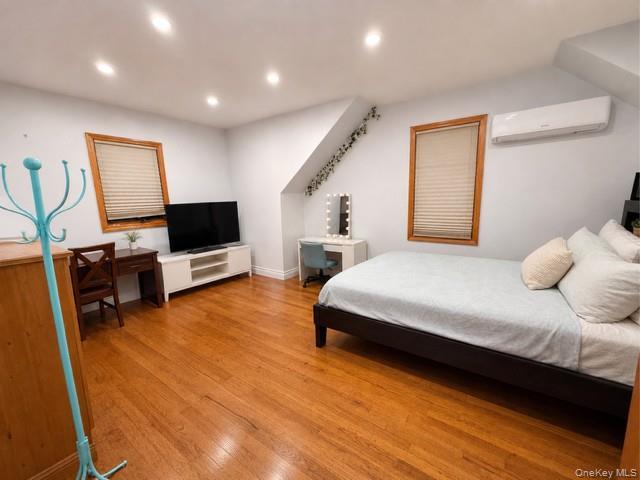 Single Family Ocean Avenue  Nassau County, NY 11758, MLS-994623-10