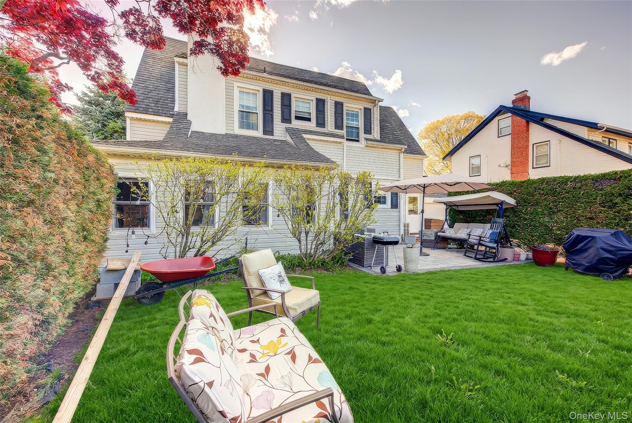 Single Family Buckingham Place Nassau County, NY 11563, MLS-994650-44
