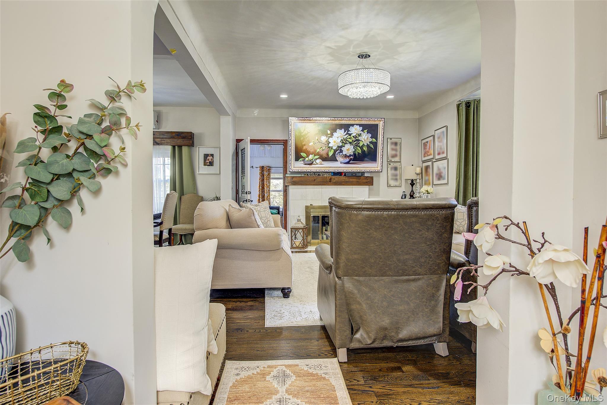 Single Family Buckingham Place Nassau County, NY 11563, MLS-994650-5