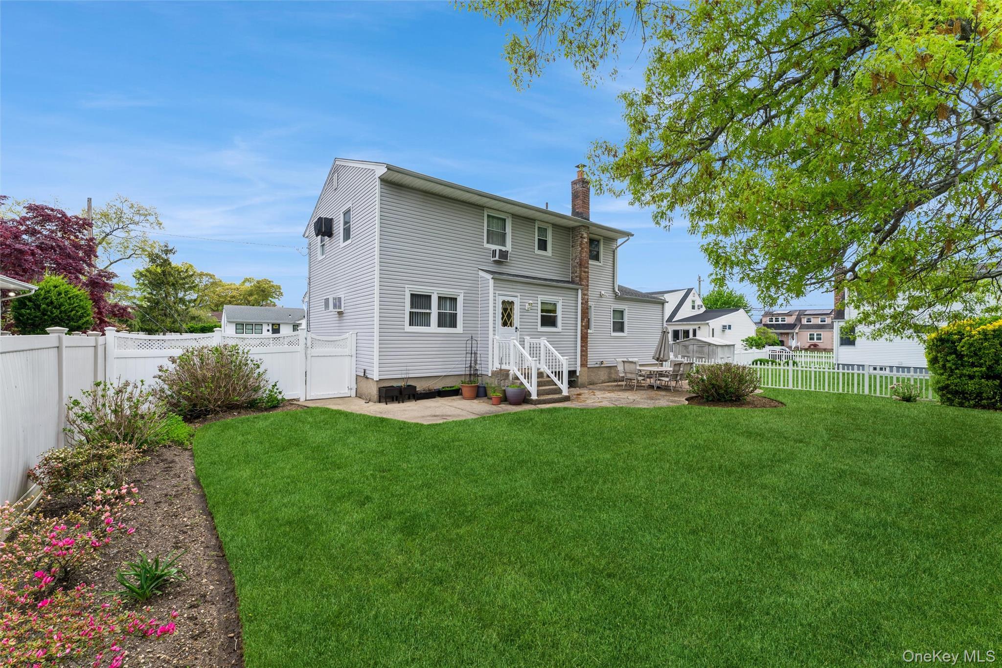 Single Family 2nd  Nassau County, NY 11735, MLS-994675-13