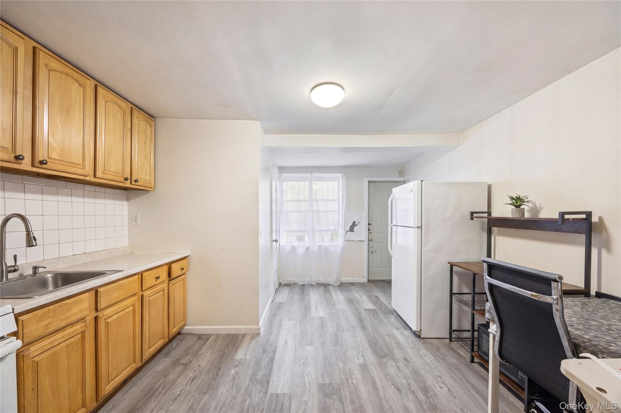 Single Family Grand  Bronx, NY 10468, MLS-994683-13