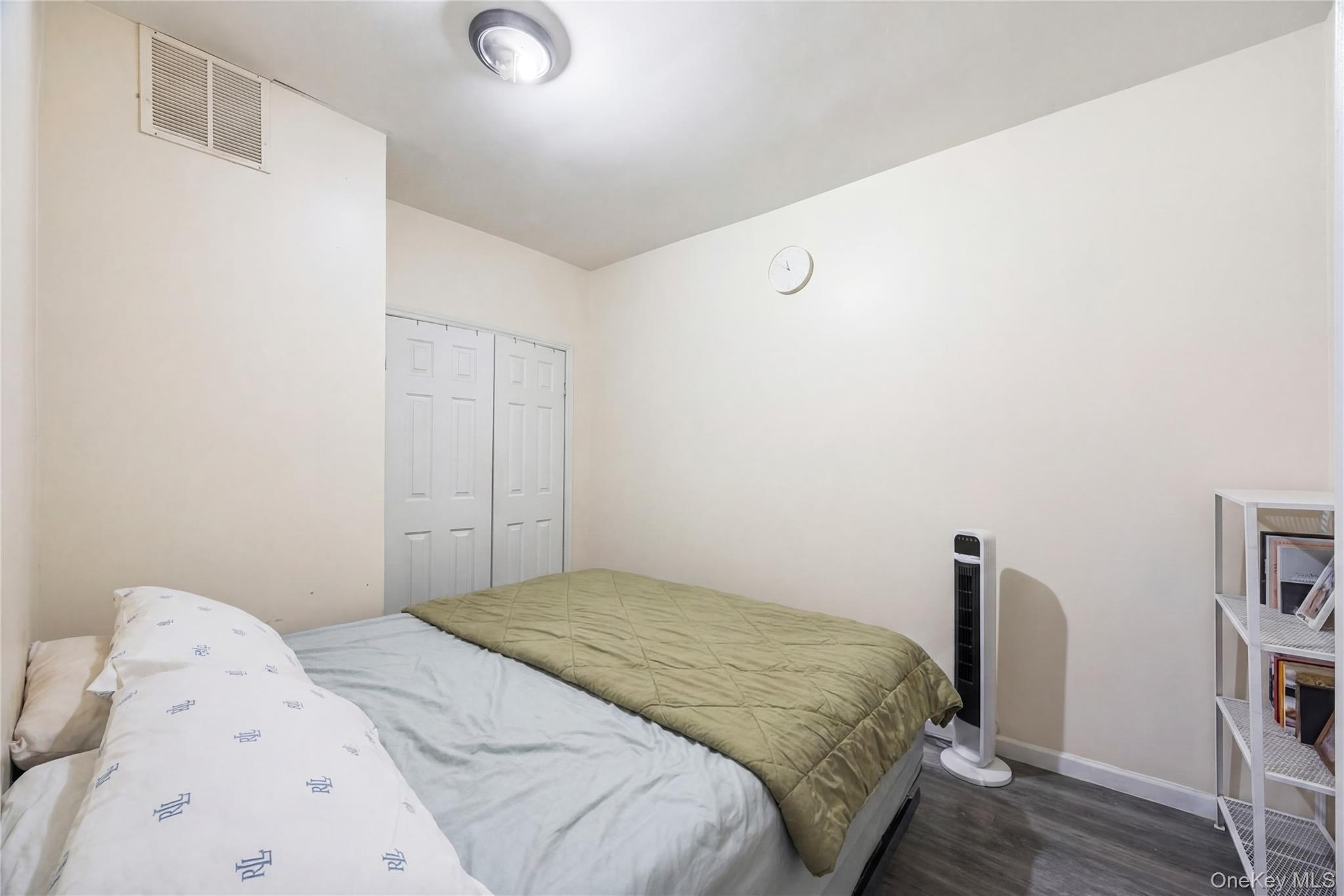 Single Family Grand  Bronx, NY 10468, MLS-994683-15
