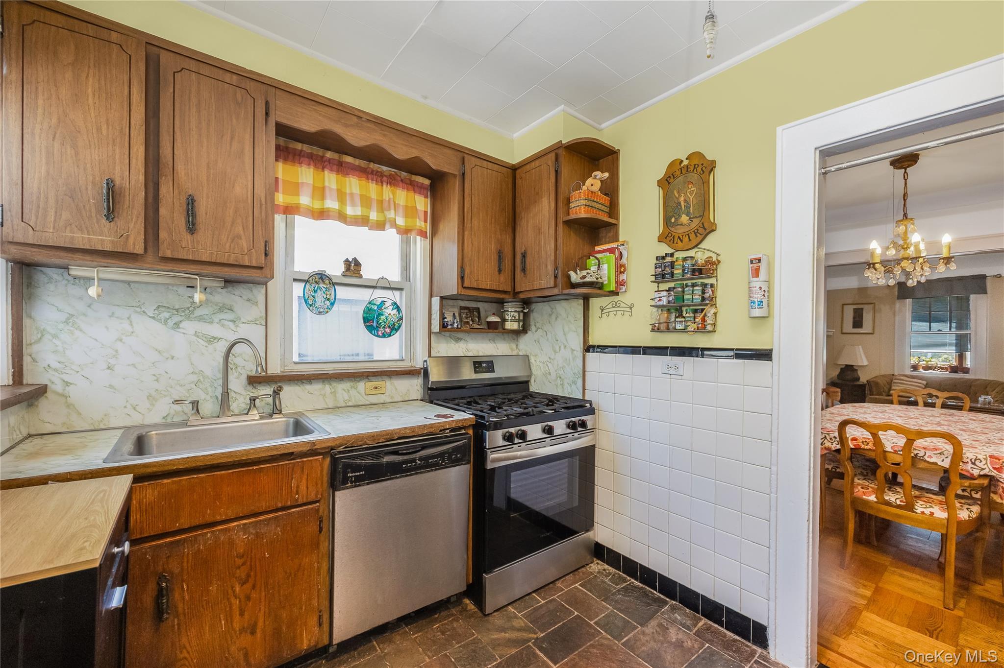 Single Family Wilder Bronx, NY 10466, MLS-994716-15