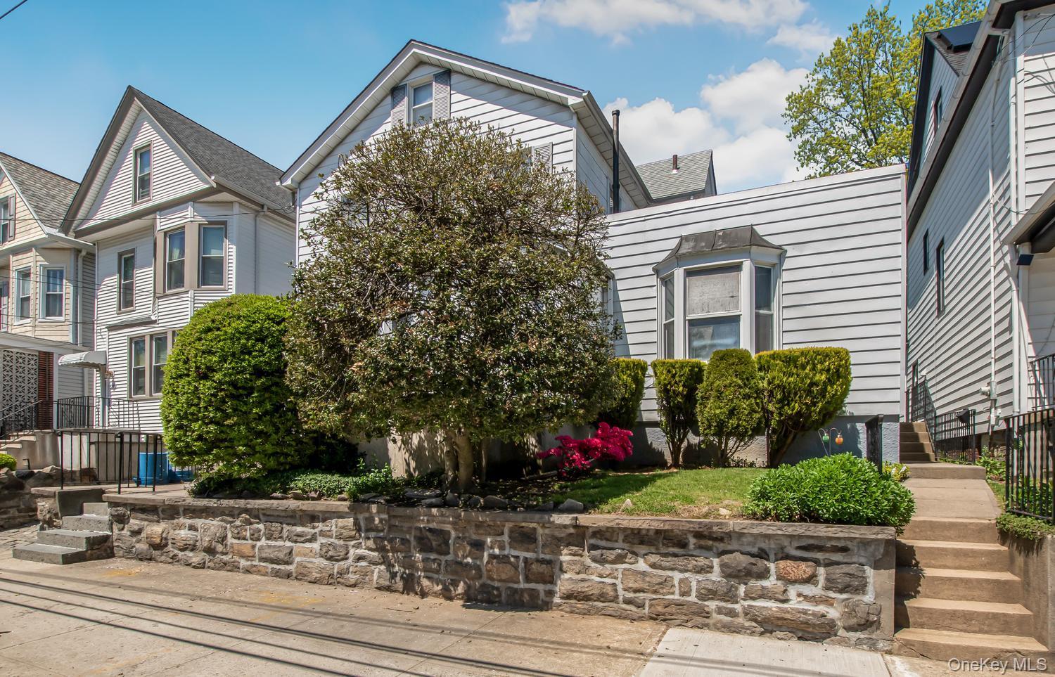 Single Family 238th  Bronx, NY 10470, MLS-994726-2