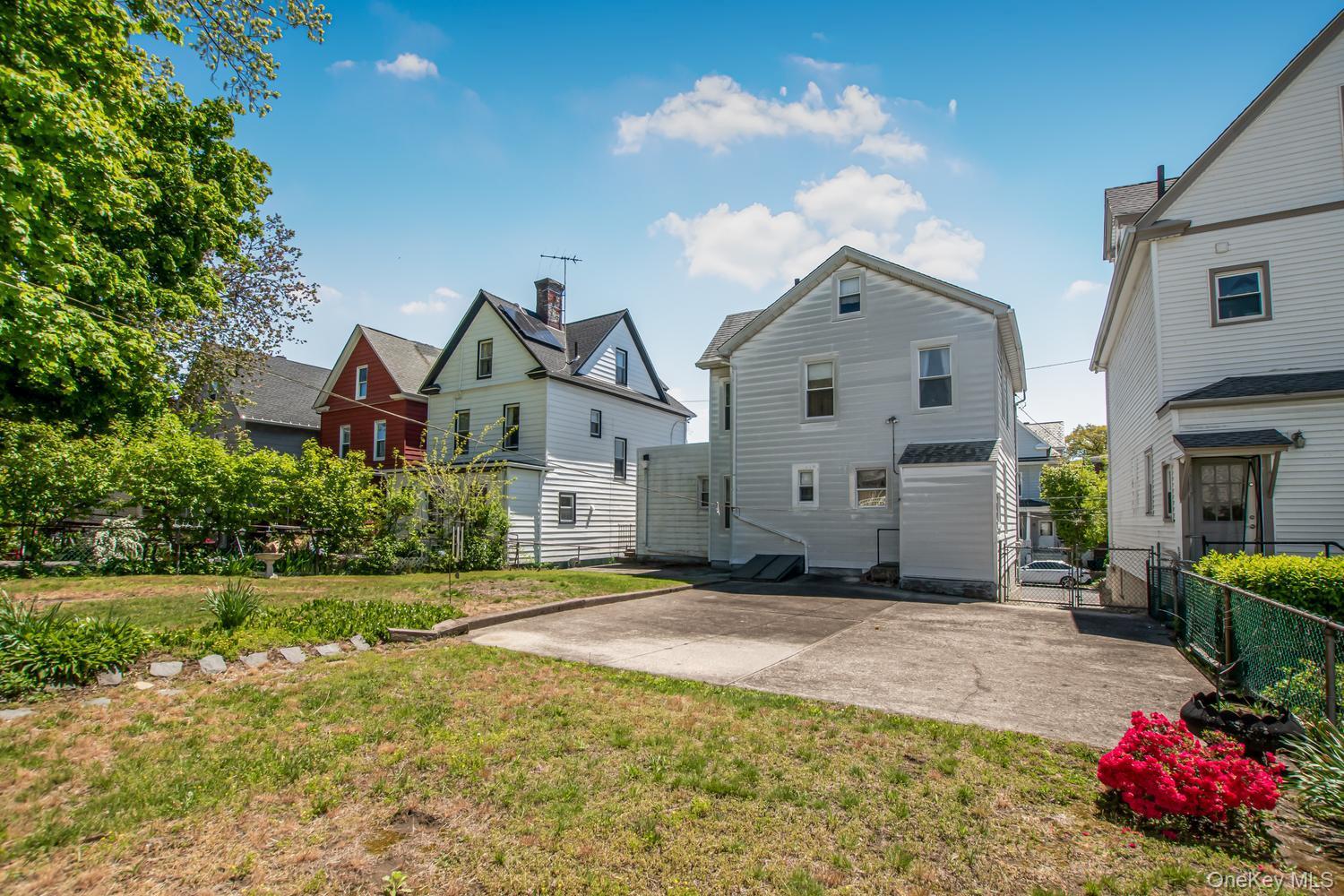 Single Family 238th  Bronx, NY 10470, MLS-994726-24