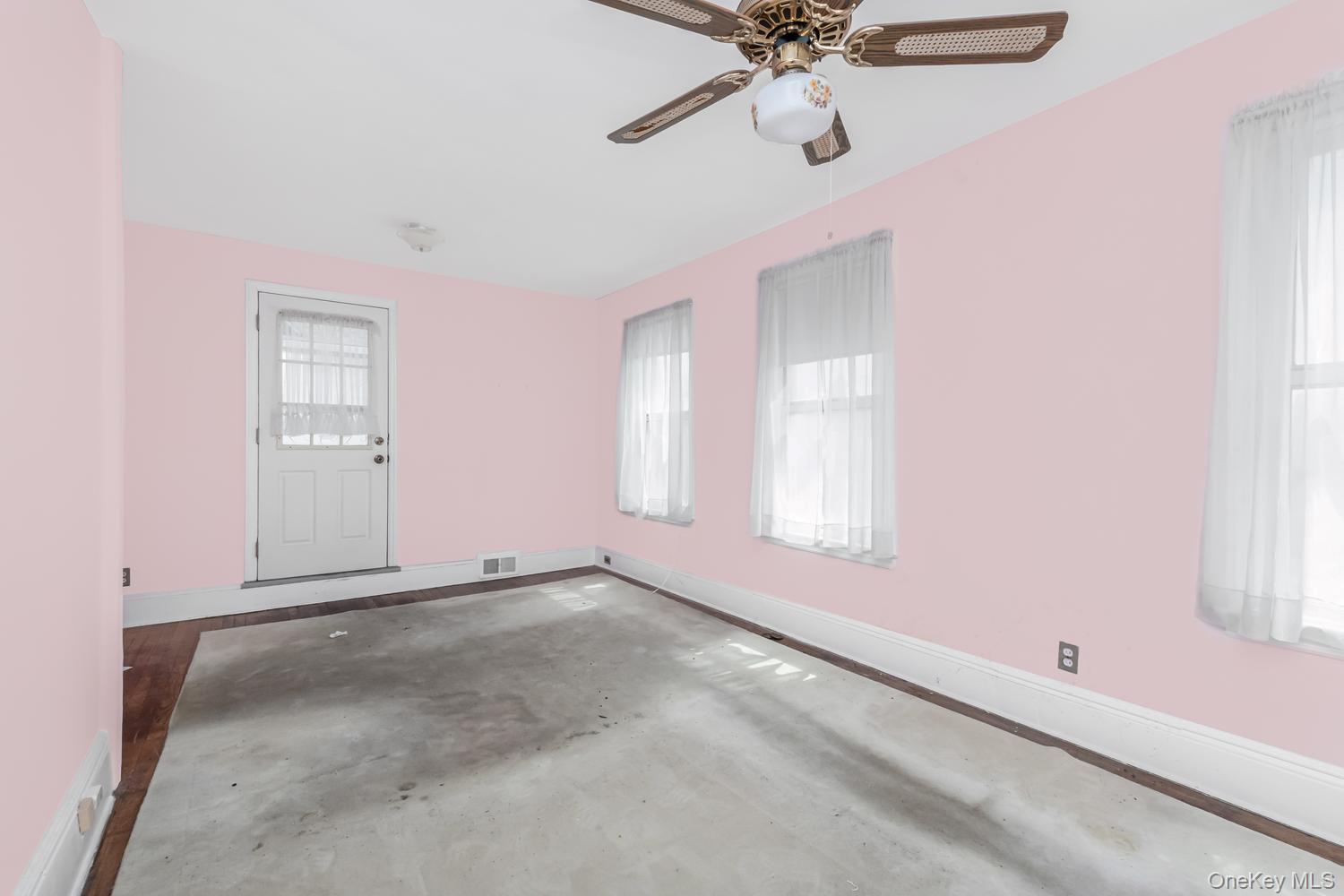 Single Family 238th  Bronx, NY 10470, MLS-994726-9
