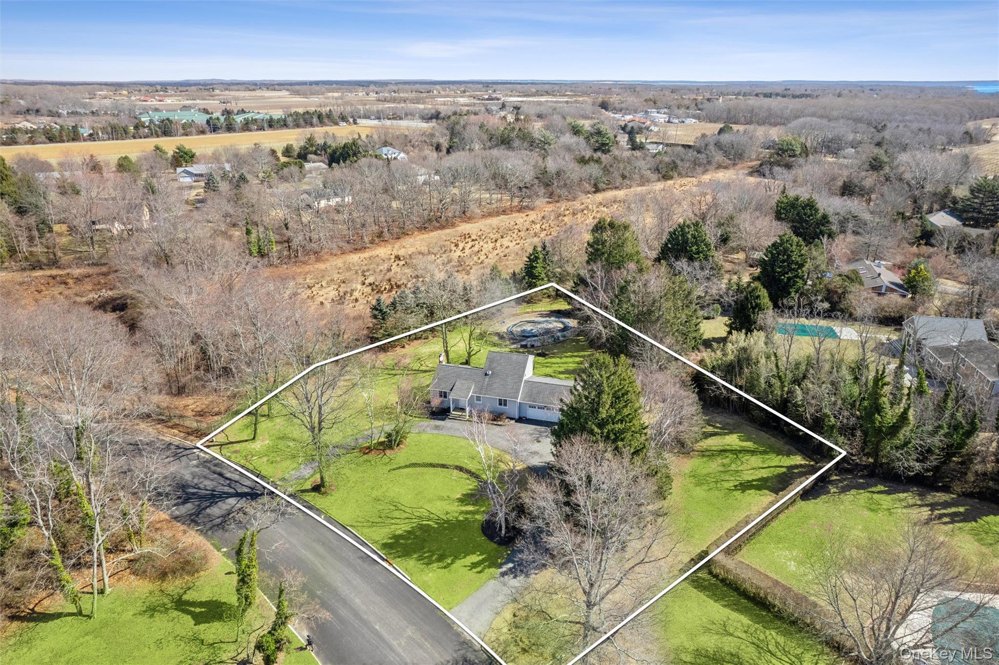 Single Family Old Saddle Lane  Suffolk County, NY 11935, MLS-994729-3