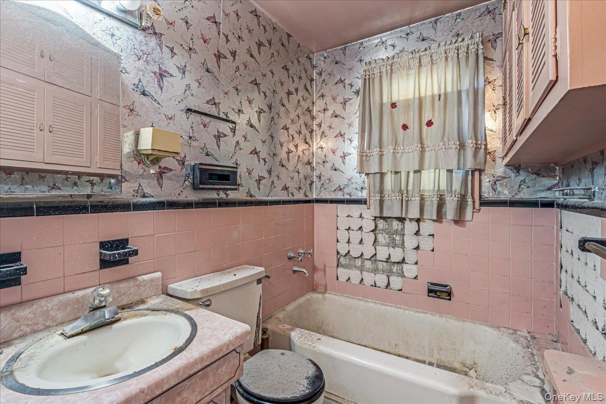 Single Family 163rd Queens, NY 11358, MLS-994743-20