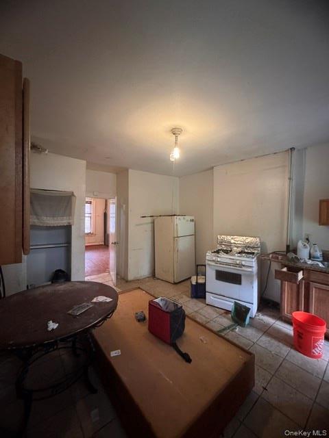 Single Family Ann Orange County, NY 12550, MLS-994769-16