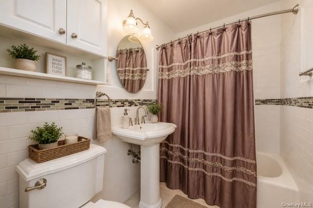 Single Family Swinton  Bronx, NY 10465, MLS-994778-16