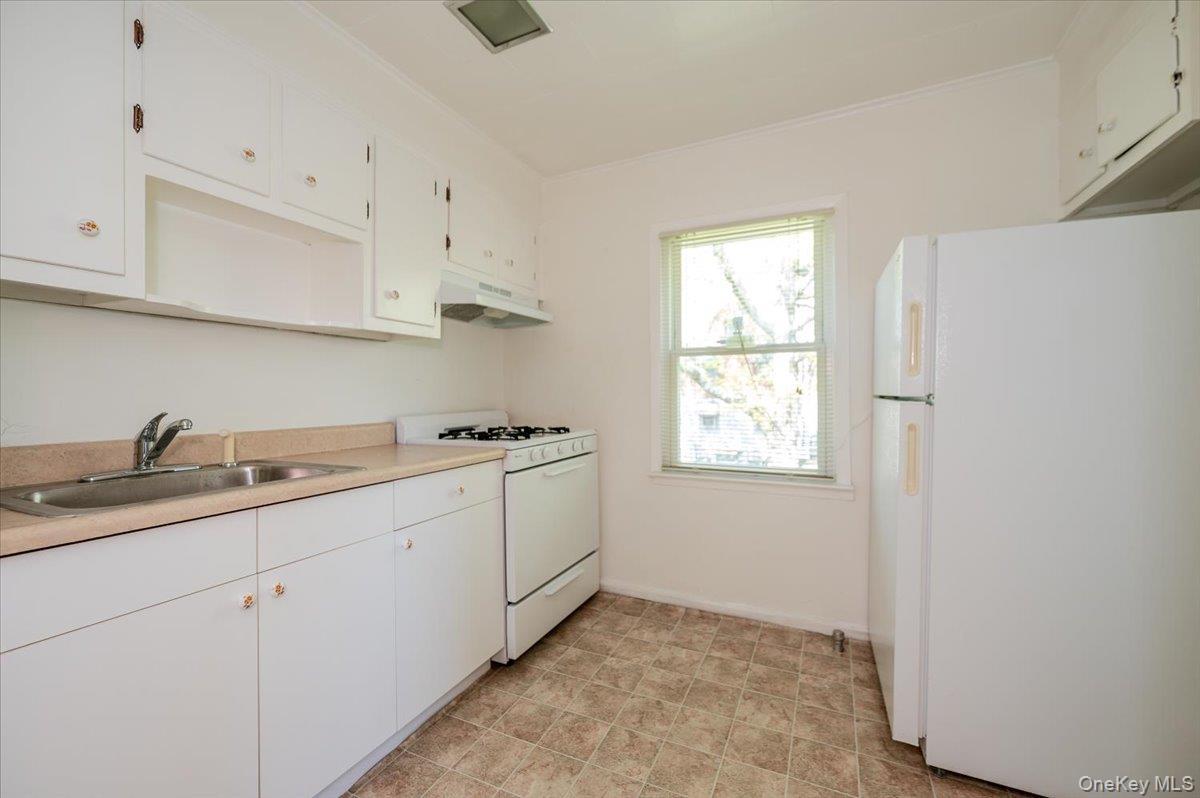 Single Family Swinton  Bronx, NY 10465, MLS-994778-25