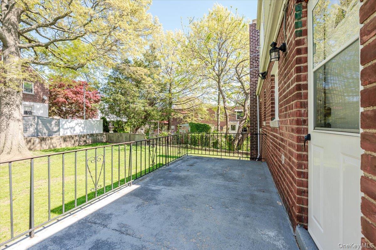 Single Family Swinton  Bronx, NY 10465, MLS-994778-37
