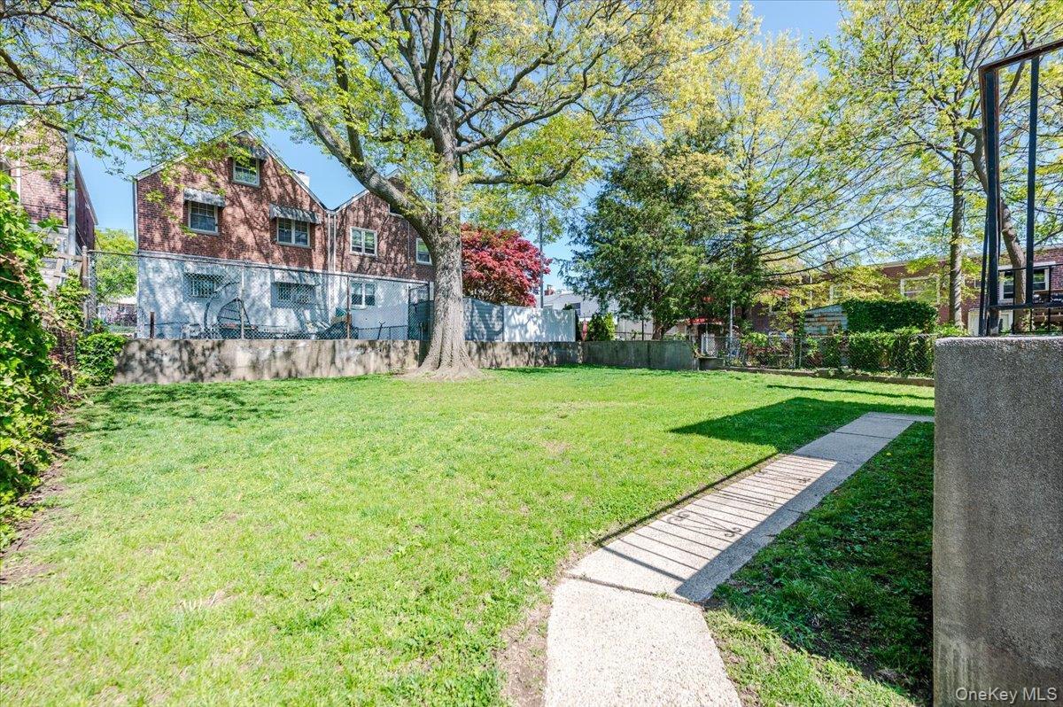 Single Family Swinton  Bronx, NY 10465, MLS-994778-39