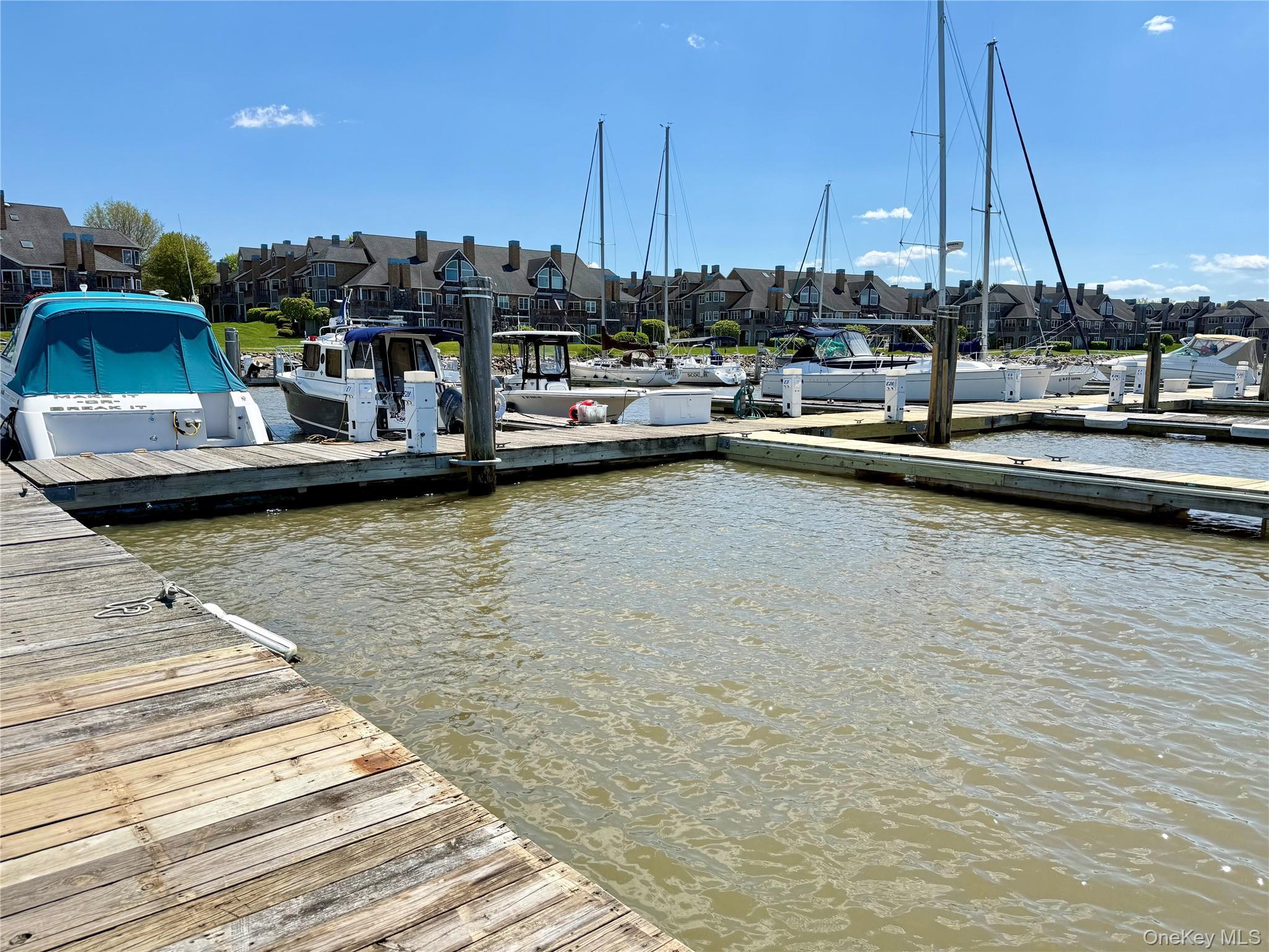 Condo Half Moon Bay Marina Westchester County, NY 10520, MLS-994820-2