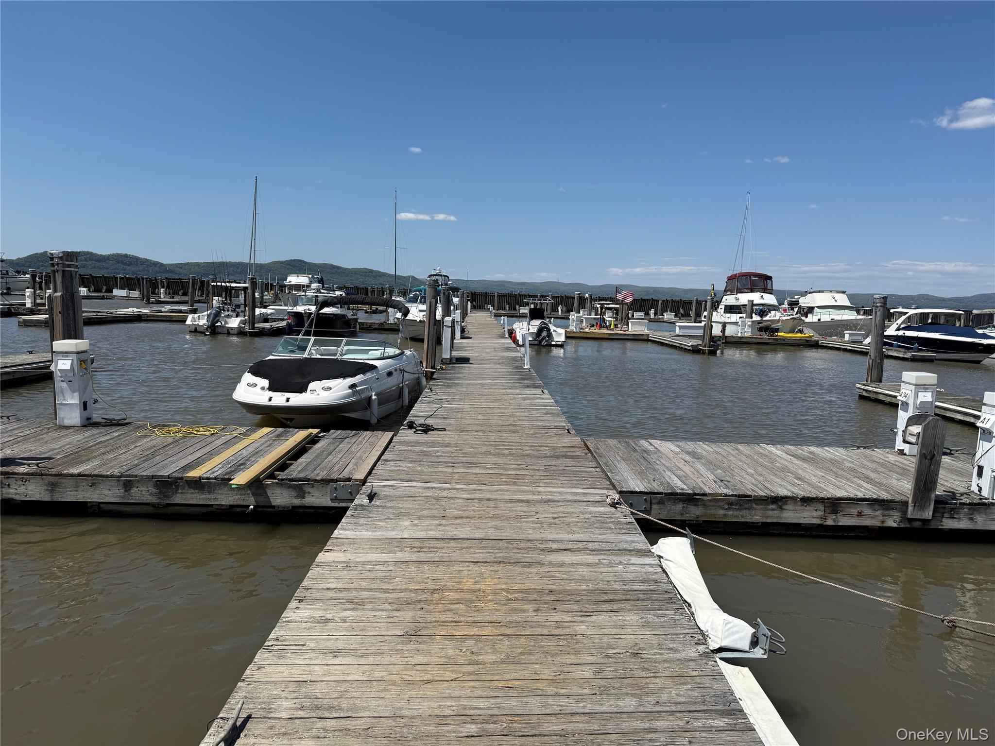 Condo Half Moon Bay Marina Westchester County, NY 10520, MLS-994820-5