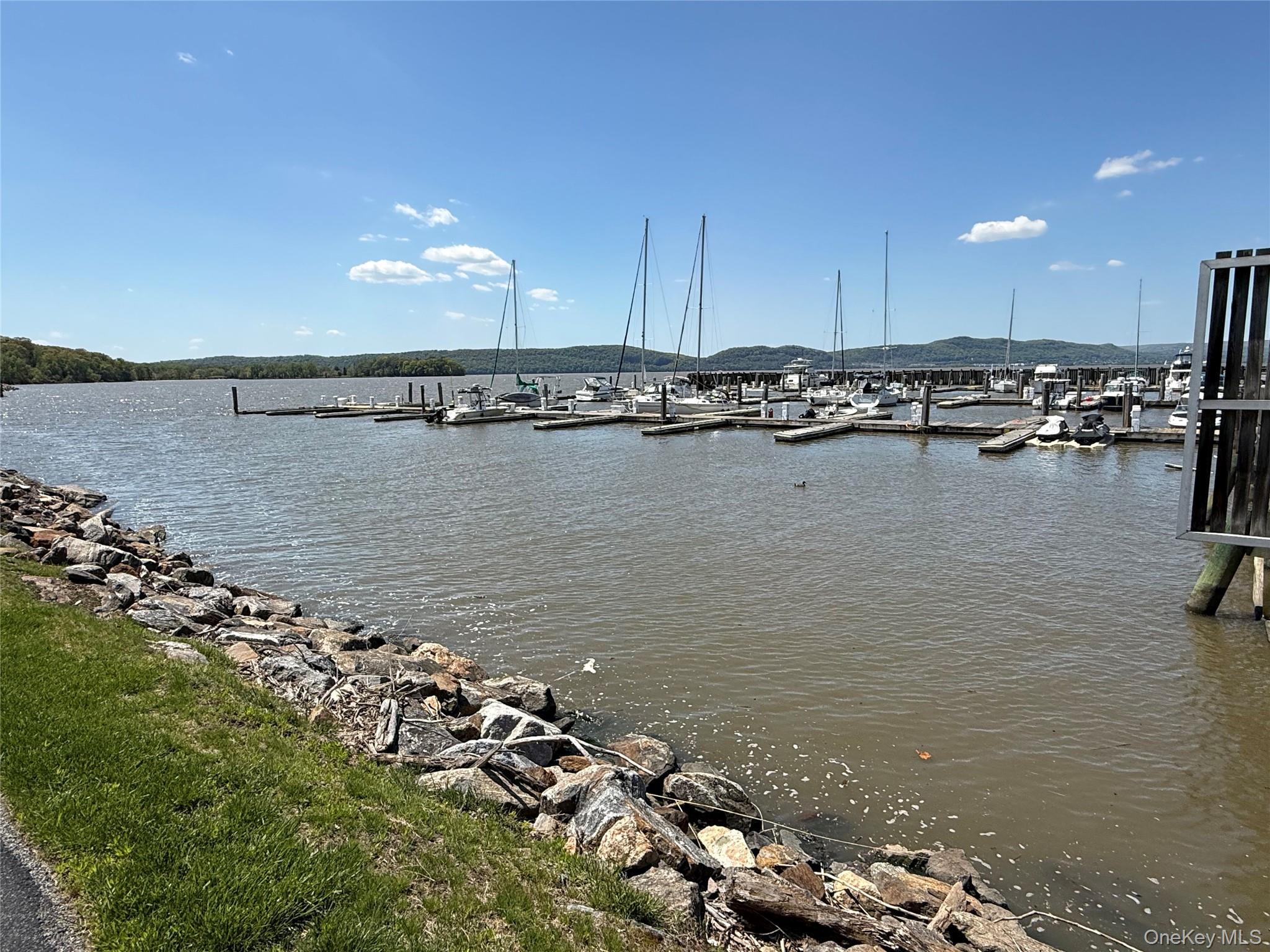 Condo Half Moon Bay Marina Westchester County, NY 10520, MLS-994820-6