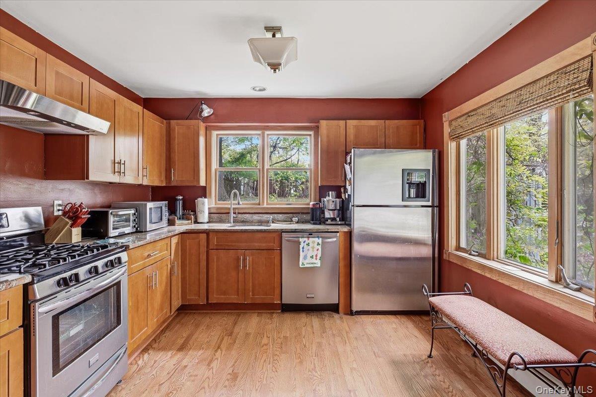 Single Family Amagansett Drive Suffolk County, NY 11789, MLS-994823-11