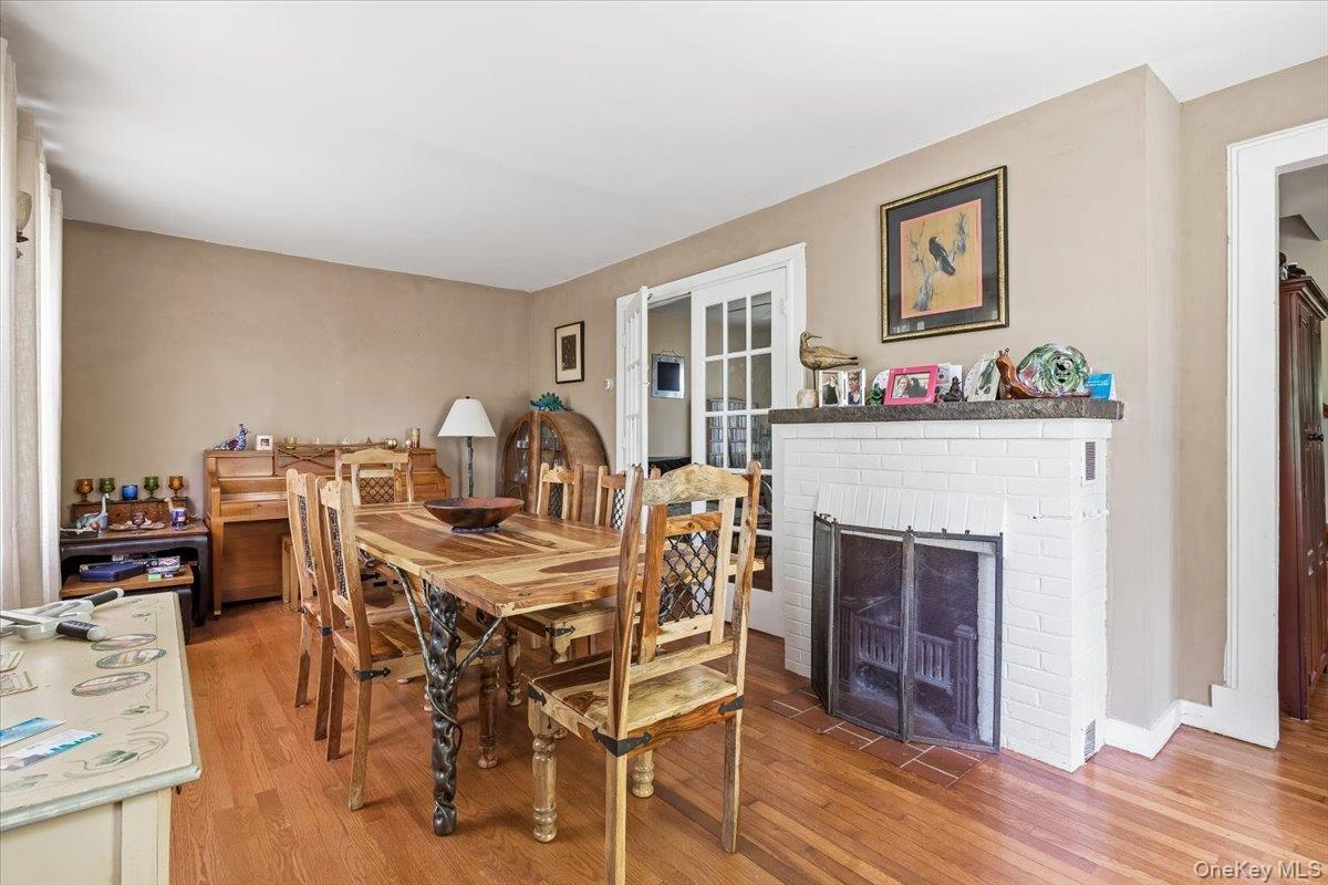 Single Family Amagansett Drive Suffolk County, NY 11789, MLS-994823-13